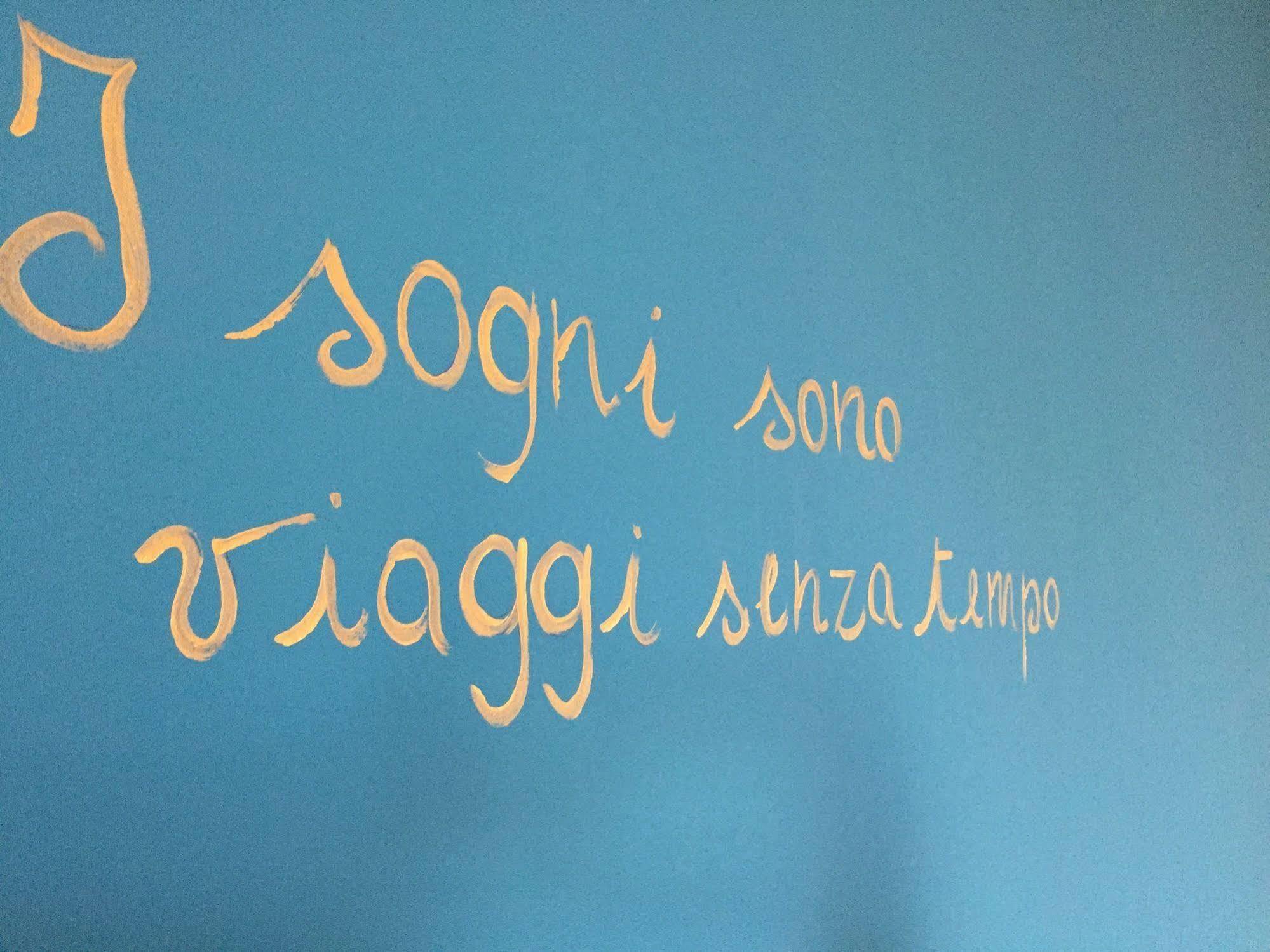 Senza Tempo Room & Breakfast กรัซซาโน วิสกอนติ ภายนอก รูปภาพ
