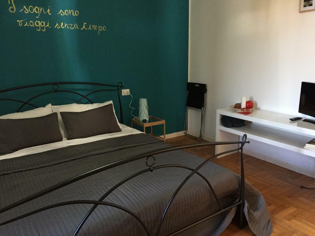 Senza Tempo Room & Breakfast กรัซซาโน วิสกอนติ ภายนอก รูปภาพ